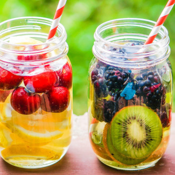 Detox water cocktail